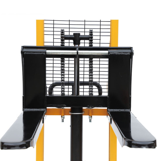 Hydraulic Manual Stacker Narrow Legs 1000 kg  (2204 lbs) + 63" Capacity