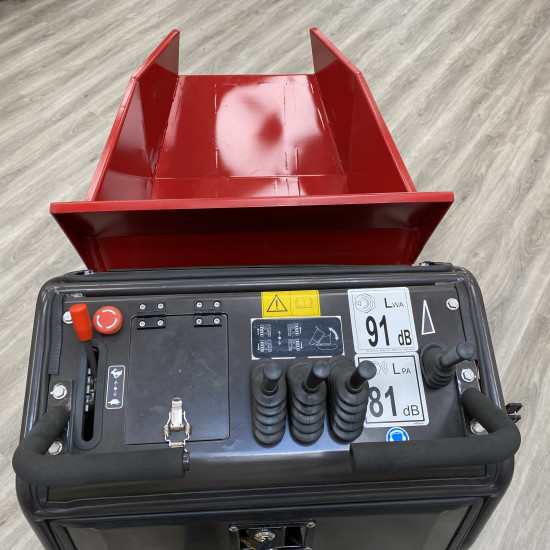 Honda GX270 Hydraulic Tip Track Dumper 1/2 Ton Load Capacity Gas power Wheelbarrow